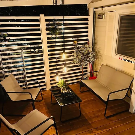 Summertime By Pearl Of The Biograd Camping 4*
