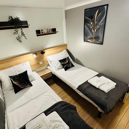 Summertime By Pearl Of The Biograd Kemping 4*