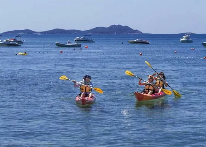 Summertime By Pearl Of The Biograd Kemping 4*