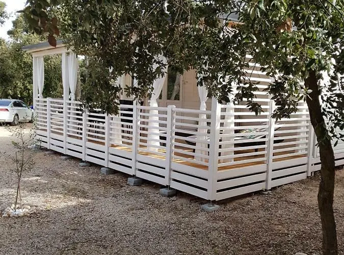 אתר קמפינג Summertime By Pearl Of The Biograd ביוגראד נה מורו